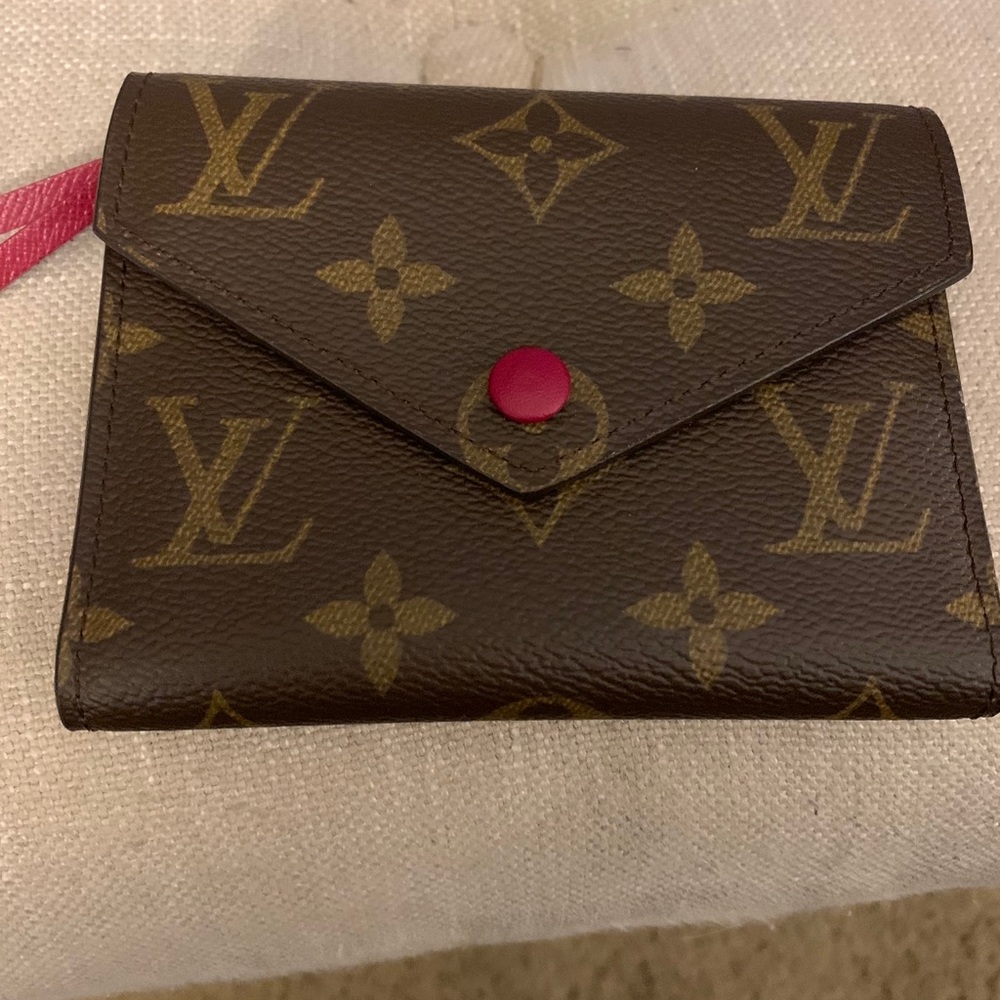 Louis Vuitton monogram Victorine wallet Fuchsia